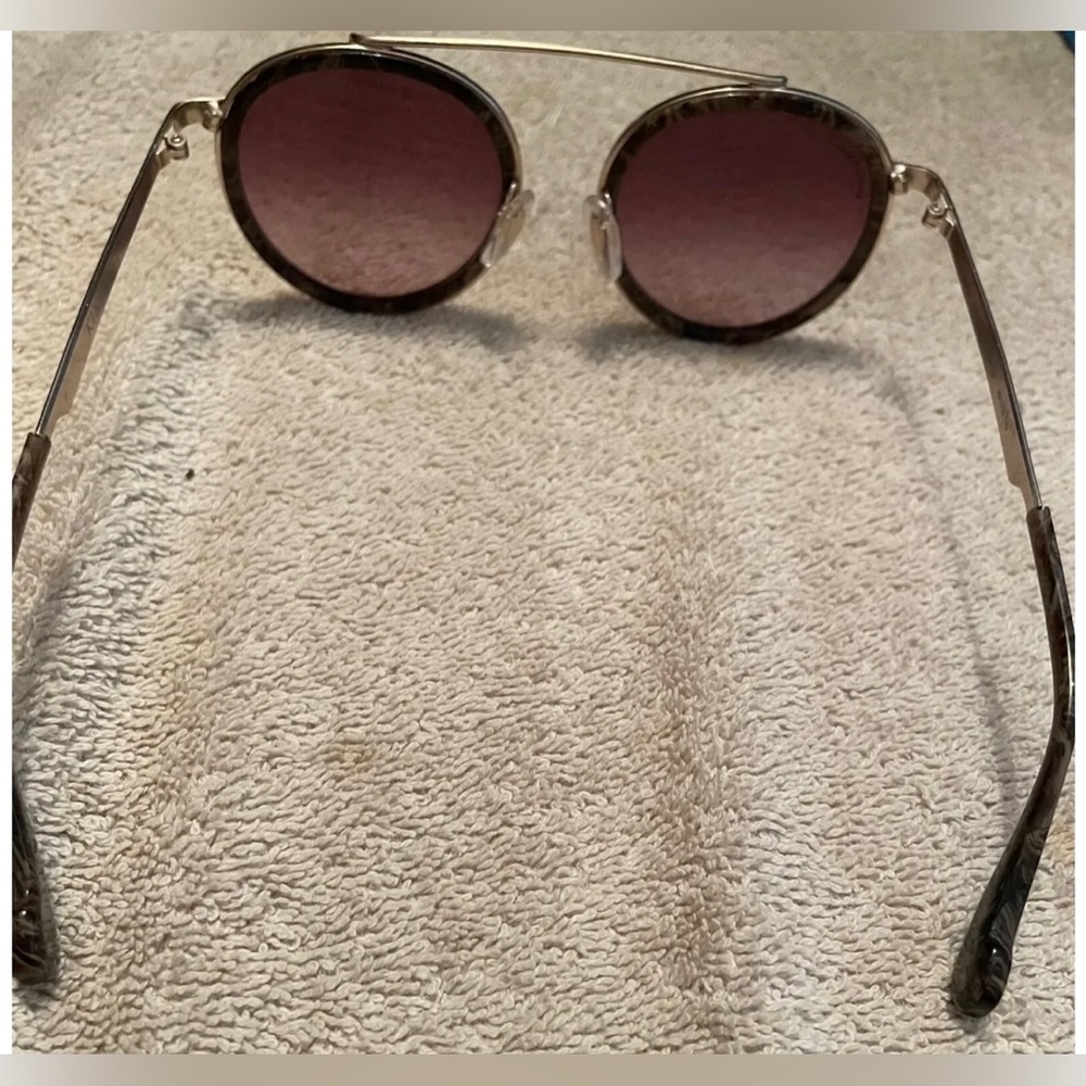 Kingsley Rowe NWOT Women Round Sunglasses Colette WOOD - Picture 5 of 11